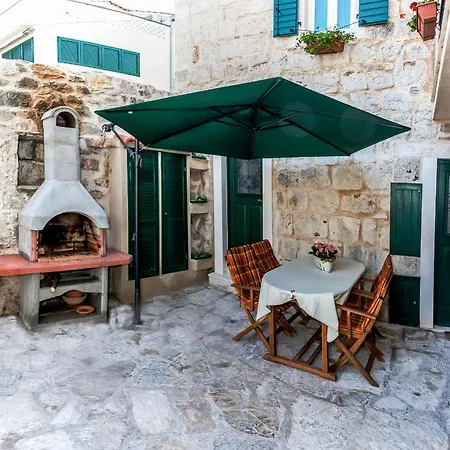 Tomadi Διαμέρισμα Σπλιτ