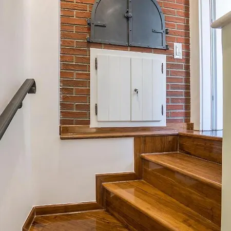 Tomadi Apartmán