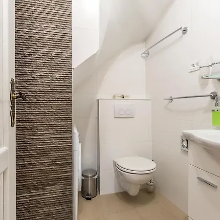 Tomadi Apartmán *