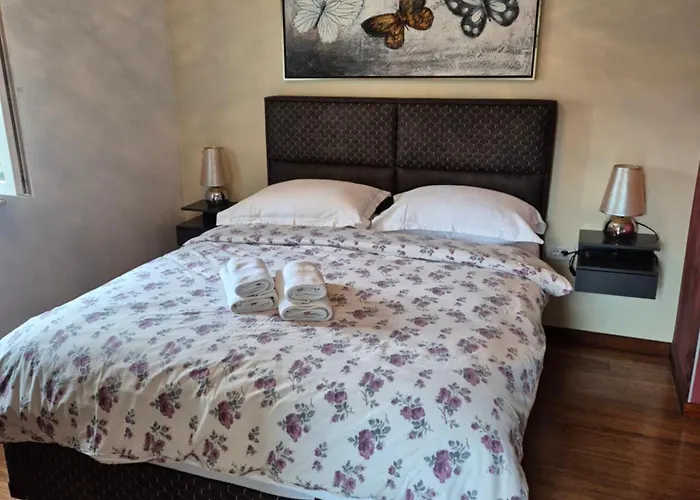 Tomadi Apartament