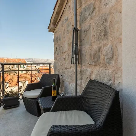 Tomadi Apartament Split